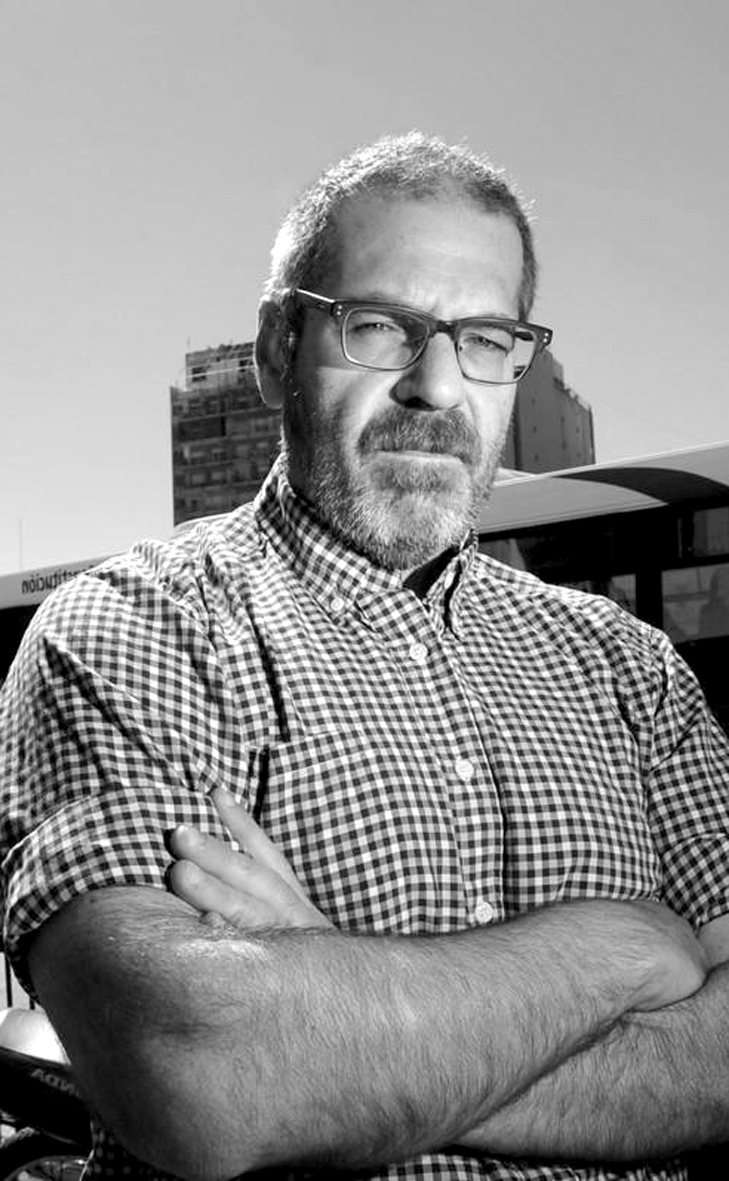 Carlos Busqued, el escritor que amaba a los monstruos